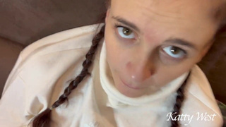 Страстные девушки жаждут близости – откровенное видео