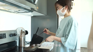 Модель HongKongDoll