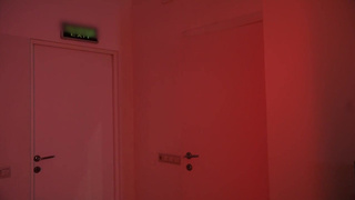 Страстный секс в публичном туалете: как она выдержала этот стыд?